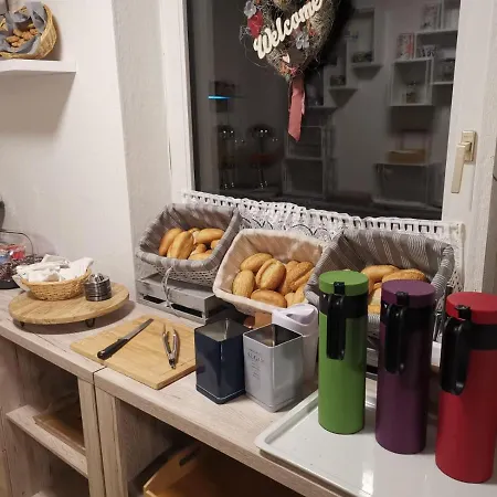 Pensjonat & Haus Dewenter 3*