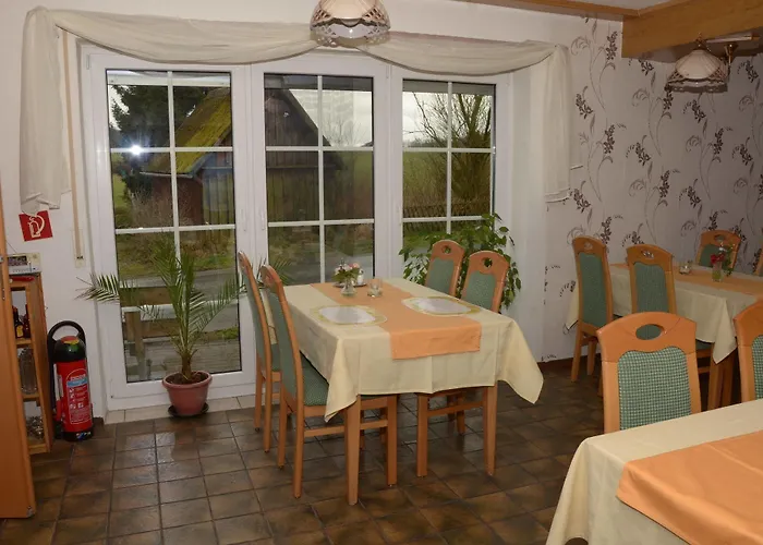 Konukevi & Haus Dewenter Lichtenau (Westphalia)